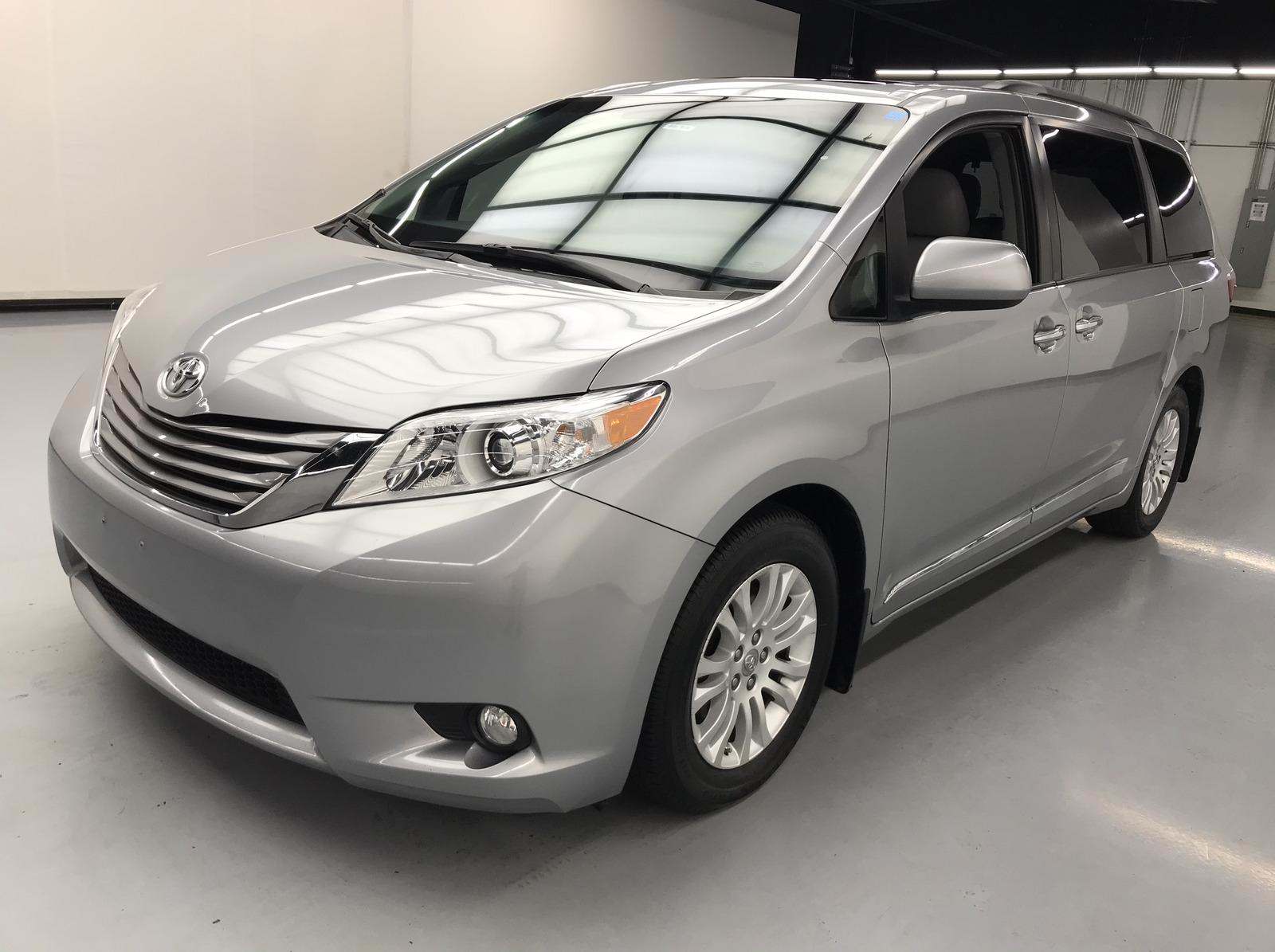 2017 toyota van for sale